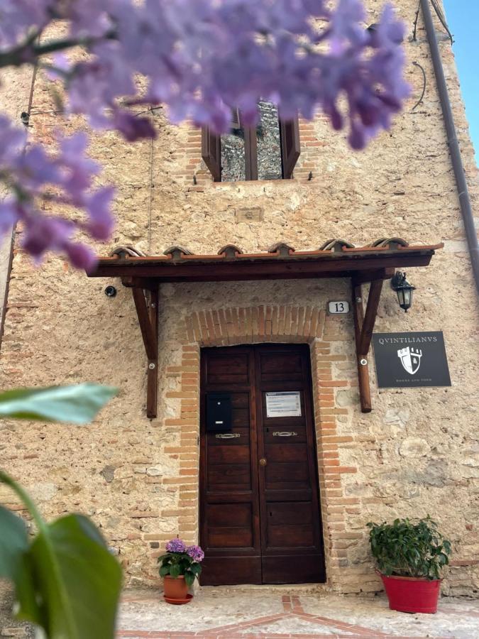 Qvintilianvs Bed & Breakfast Contigliano Exterior photo